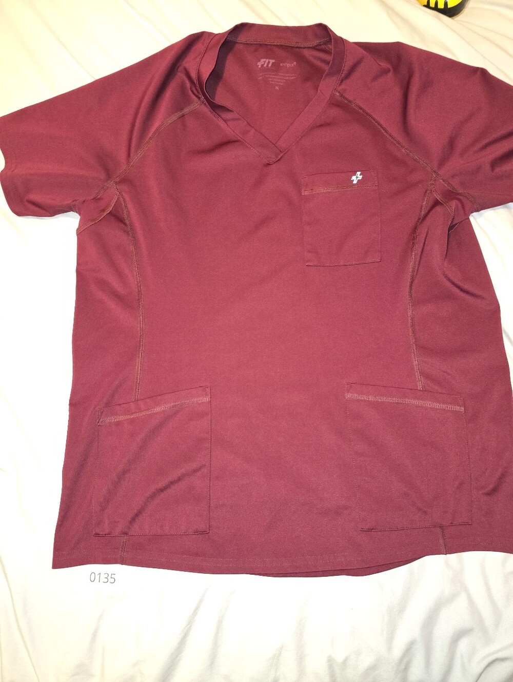 FIT Scrubs Evrpur V-Neck Scrub Top – Burgundy / Maroon (XL)